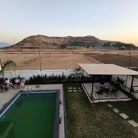 Mount Lake Villa Resort 伊加特普里 外观 照片